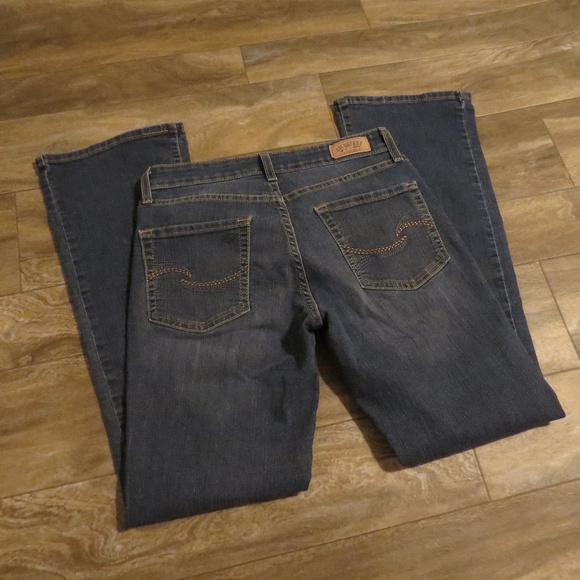 Levi's Denim - Levi Signature Modern Boot Cut Jeans Sz 8 29x32